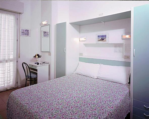 Hotel Silvana Cattolica Exterior foto